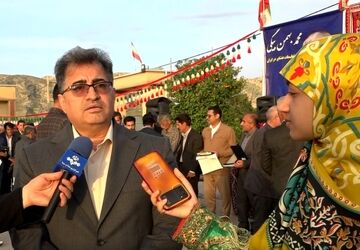 همایش معلمان بازنشسته ایل قشقایی تیره قره میرشاملو در بخش ارم دشتستان
