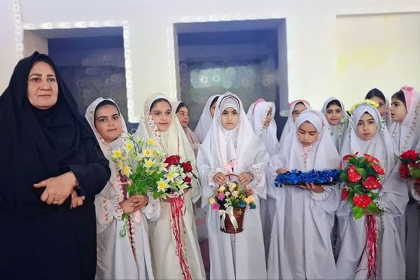 جشن تکلیف دانش‌آموزان دختر شهرستان باشت 