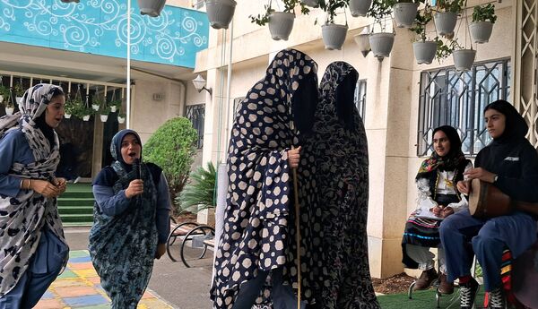 طلوع فرهنگ مازندران در مدرسه شهید بهداشت 