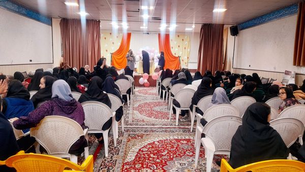 افتتاحیه جشنواره خوارزمی در دبیرستان صفورا 