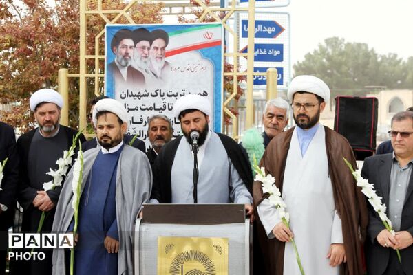 ادای احترام تولیت آستان قدس رضوی به مرد سیاست آیت‌الله مدرس