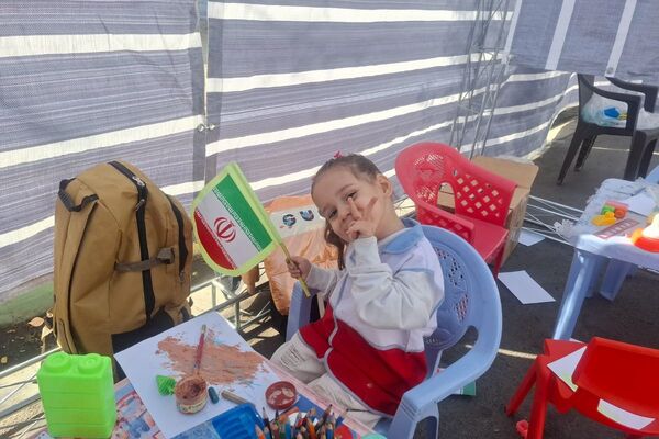 برگزاری مراسم راهپیمایی سیزده آبان با حضور دانش‌آموزان و مسئولین در ملارد