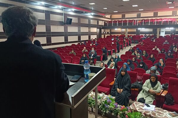 اولین نشست فصلی معلمان پژوهشگر شهریار