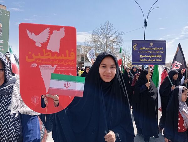 راهپیمایی با‌شکوه روز قدس با حضور فرهنگیان گلبهار 