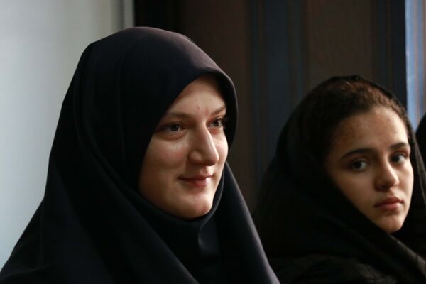 نشست صمیمی دانش‏‌آموز خبرنگاران و نمایندگان مجلس دانش‌آموزی آذربایجان شرقی با علی فلاحتکار
