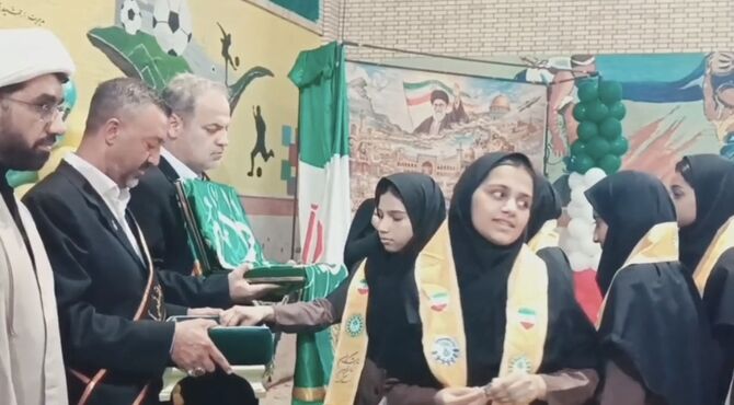 آغاز سال تحصیلی  و زنگ مهر در دبیرستان دخترانه توحید شهرستان زابل