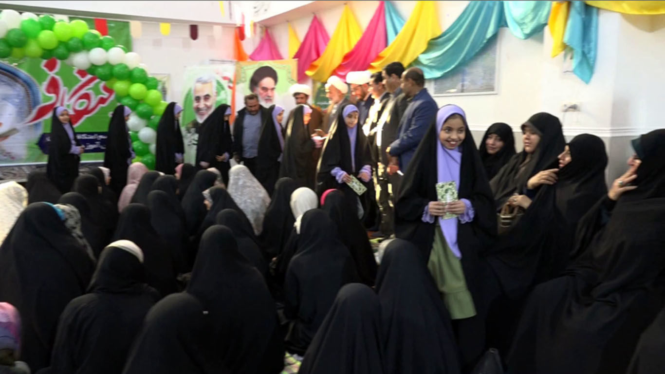  اعتکاف دانش آموزی در مدارس دشتستان 