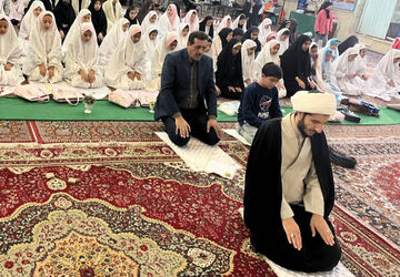 ضیافت افطاری دبستان خدیجه کبری (س) باحضور روزه اولی ها