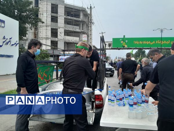 پیاده‌روی جاماندگان اربعین حسینی در نور 