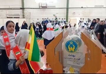 تجلی همدلی در مدرسه شاهد ۲
