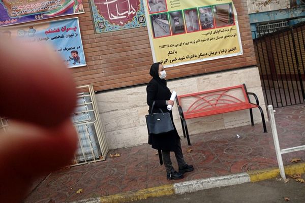 بازدید از وضعیت بهداشت و پایگاه‌های تغذیه سالم مدارس پاکدشت 