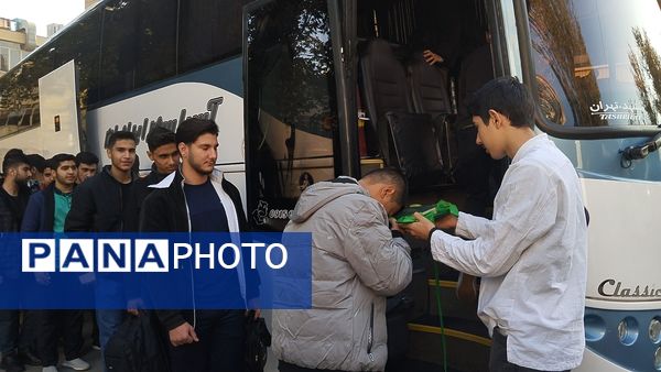 سفر دانش‌آموزان خراسان رضوی به دیدار مقام معظم رهبری 