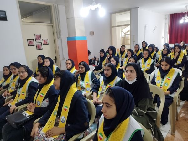 اردوی آموزشی مهارتی پیشتازان دختر آموزش و پرورش ناحیه ۳