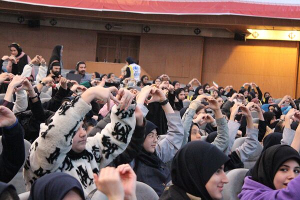 جشن باشکوه هه فجر در سالن نژاد فلاح کرج