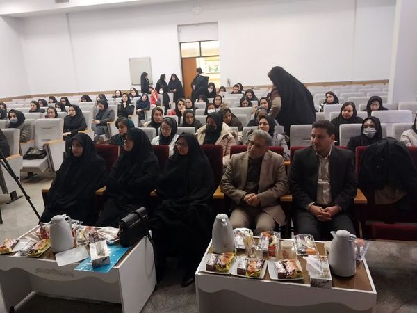 طرح همیار سلامت کودکستان به میزبانی ناحیه 6 در دبستان آرمینه مصلی نژاد
