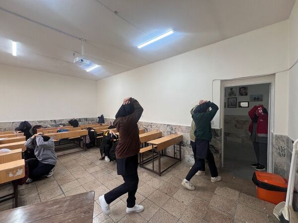 اجرای طرح دادرس دانش‌آموزی در دبیرستان شهید صدر ناحیه ۶ مشهد