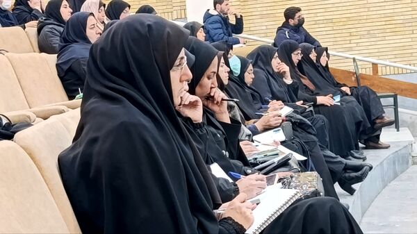 رونمایی از بسته «ایرانمون» در کارگاه تخصصی پرورشی شهرستان اسکو
