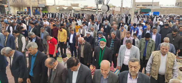 نماز عید سعید فطر در شهر جعفریه قم