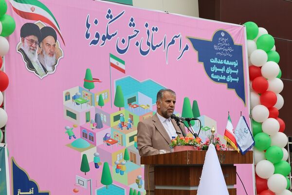 جشن شکوفه‌ها در آذربایجان غربی