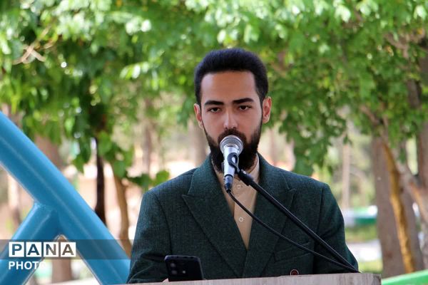 گرامی داشت مقام معلم و آئین گلباران مزار شهدای گمنام