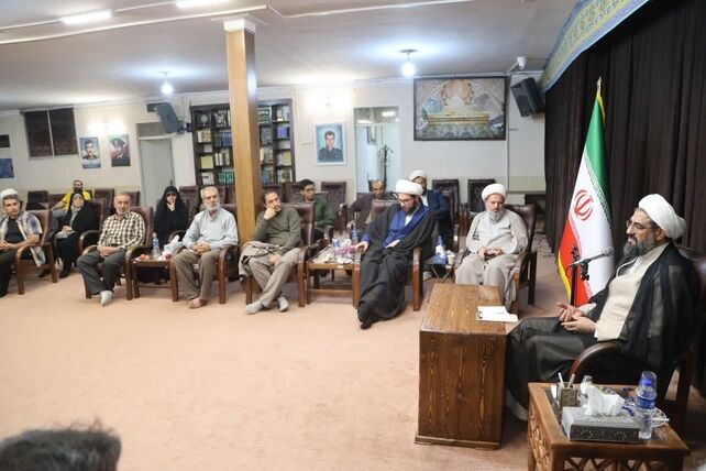دیدار مسئولان مواکب مردمی با نماینده ولی‌فقیه استان همدان