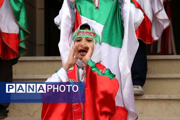 مدرسه با خنده‌های بچه‌ها افتتاح شد