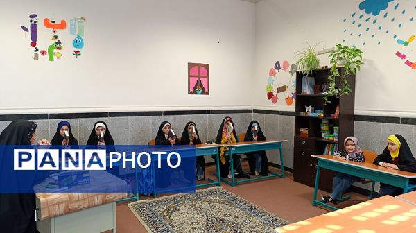 محافل انس با قرآن همزمان با ایام ماه مبارک رمضان در مدارس پردیس 