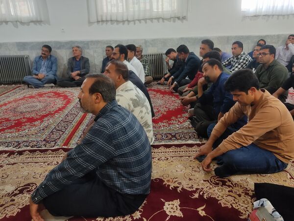 اولین جلسه انجمن اولیا در دبیرستان فیاض 