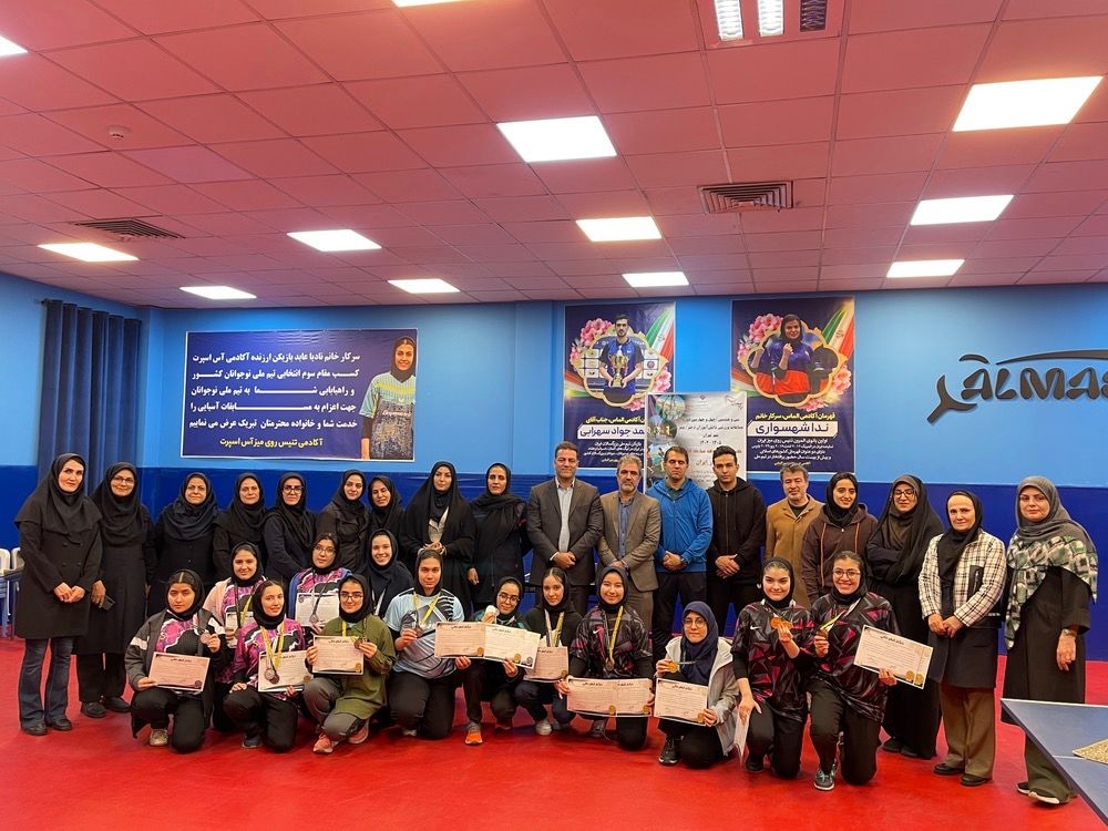 نایب قهرمانی تیم تنیس روی میز منطقه ۵، از توانمندی بالای دانش‌آموزان است