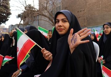 صدای زنگی متفاوت به صدا در آمد