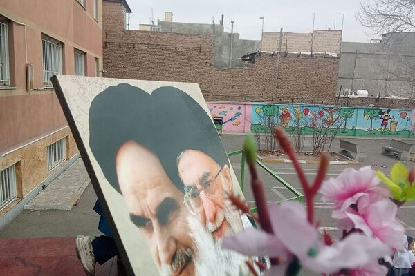 طنین زنگ انقلاب در مدارس شهرستان شهریار 