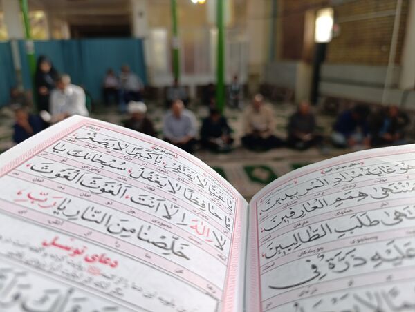 مراسم قرائت دعای ندبه در شهر سفیددشت 