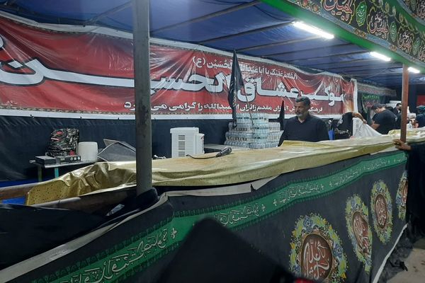 خدمات‌رسانی به زائران در مرز شلمچه همچنان ادامه دارد