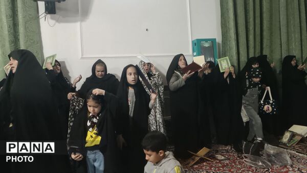 عزاداری احیای بیست و سوم در امامزاده سید محمد کاشمر
