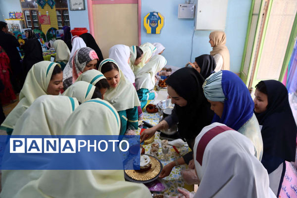 برپایی نمایشگاه زنده مشاغل و افتتاح اتاق نمایش در اسلامشهر