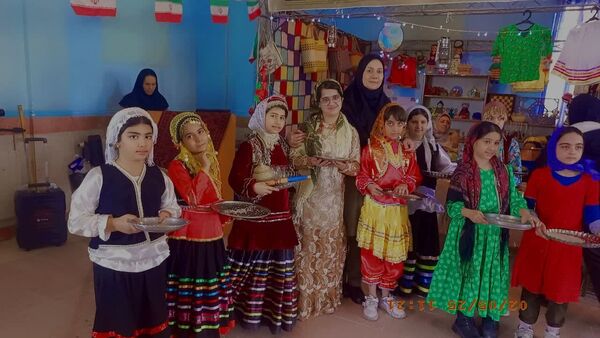  جشنواره استان گیلان در دبستان امام مهدی(عج) کرج
