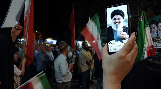 قلب‌ها برای لبنان و آرمان‌های انقلاب اسلامی می‌تپند