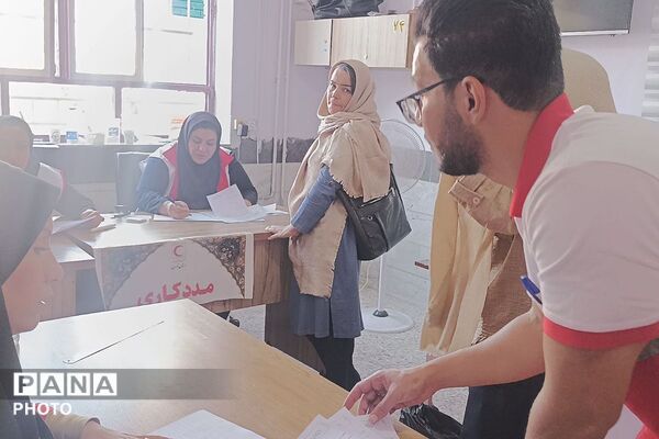 دومین کاروان سلامت جمعیت هلال‌احمر در مدرسه شهید رستمی ،شهرستان قدس 