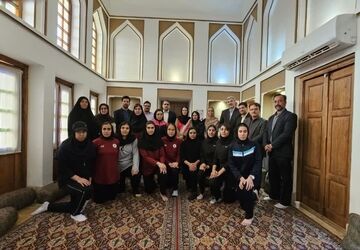 رونمایی از منوی غذایی به خط بریل در زارچ