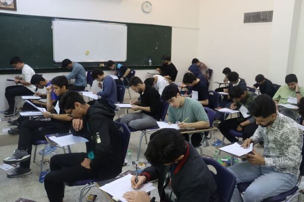 جدال و تنش بر سر علم و دانش و انتخاب سرنوشت