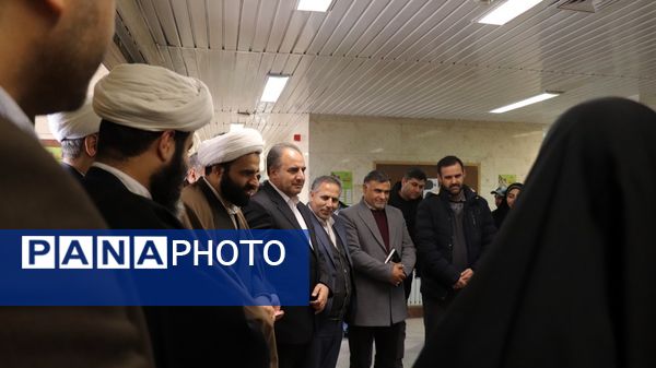 بازدید معاون وزیر آموزش و پرورش از فعالیت‌های کانون فرهنگی و تربیتی امام خمینی (ره) تبریز