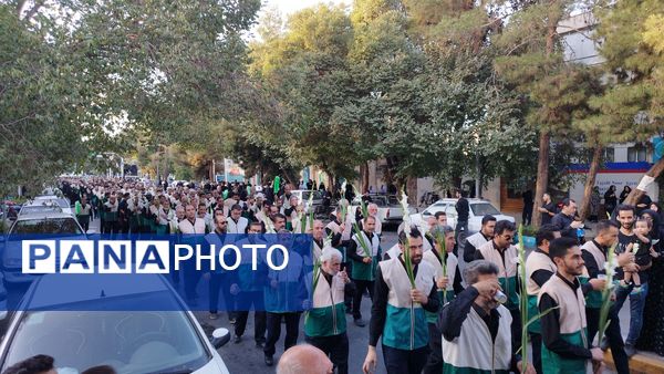 قافله پیاده‌روی و عزاداری خادمیان رضوی و هیات‌های مذهبی اصفهان