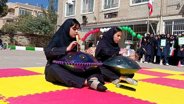 المپیاد ورزشی در دبیرستان کوثر فرهنگیان