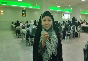 هزار دانش‌آموز مدارس ناحیه یک مشهد میهمان امام رضا(ع) شدند