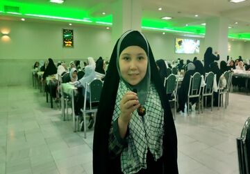 هزار دانش‌آموز مدارس ناحیه یک مشهد میهمان امام رضا(ع) شدند