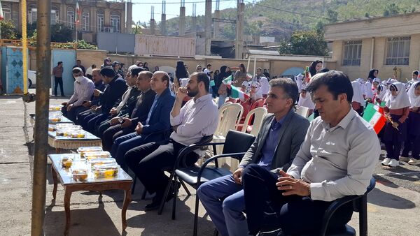 جشن شکوفه‌ها در شهرستان دره شهر