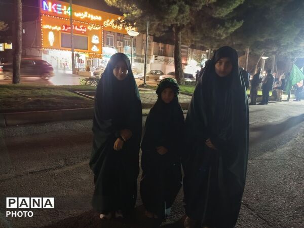 حضور مردم نمایشی از اتحادوهمبستگی دربلوار جمهوری نیشابور