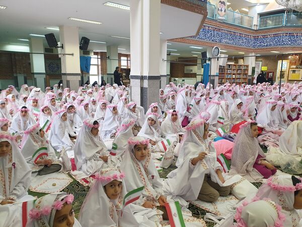 جشن تکلیف دختران دانش آموز منطقه پردیس 