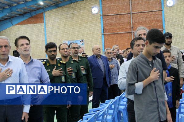 مراسم اختتامیه کلاس‌های اوقات فراغت موسسه امام حسین(ع) در سالن شهدای مدافع حرم