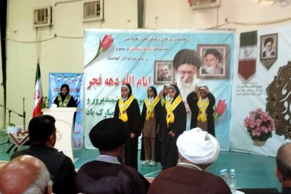 حضور پرشور مردم باغ‌شهر فین در راهپیمایی ۲۲ بهمن